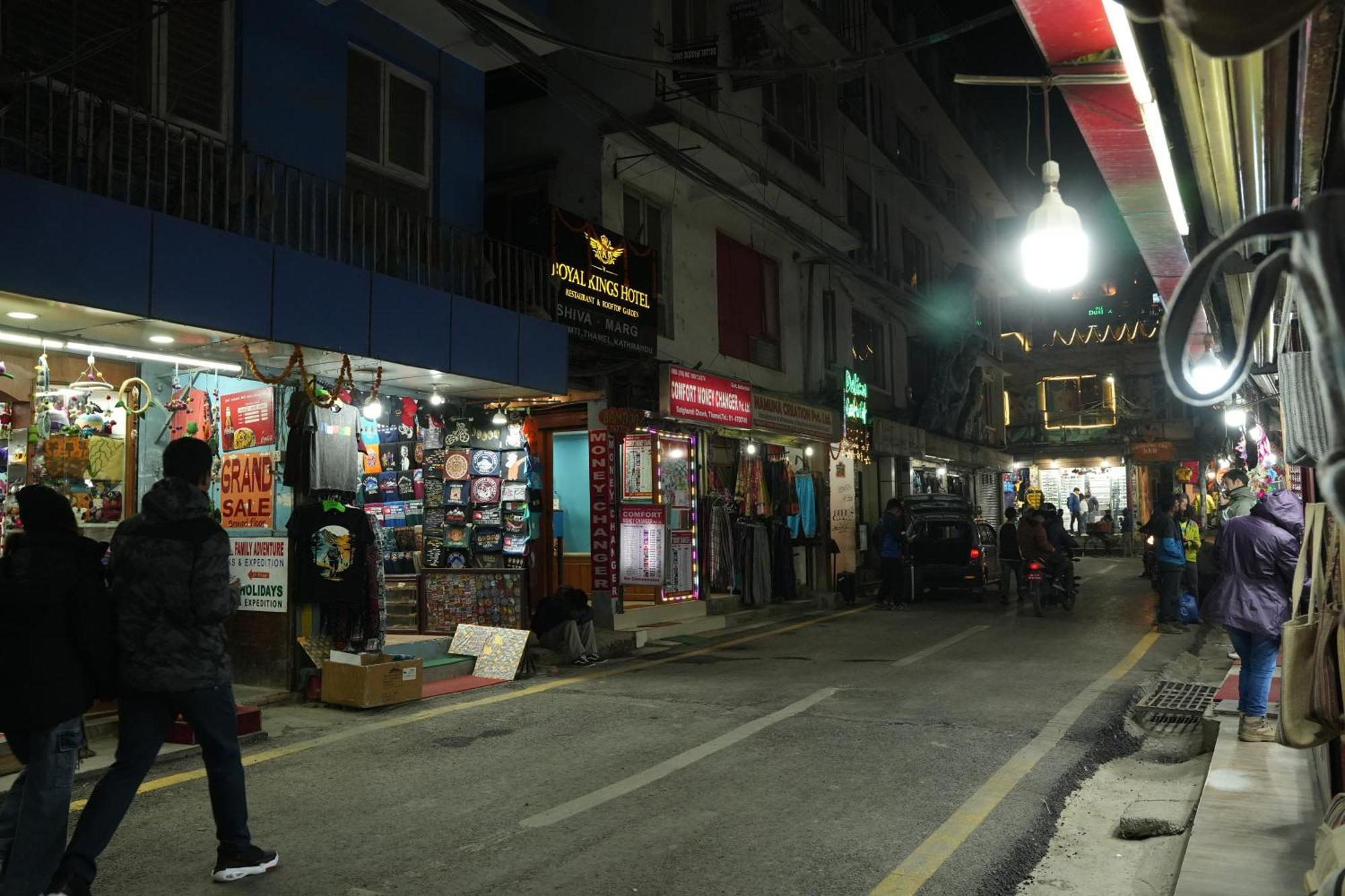 Royal Kings Hotel Kathmandu Ngoại thất bức ảnh