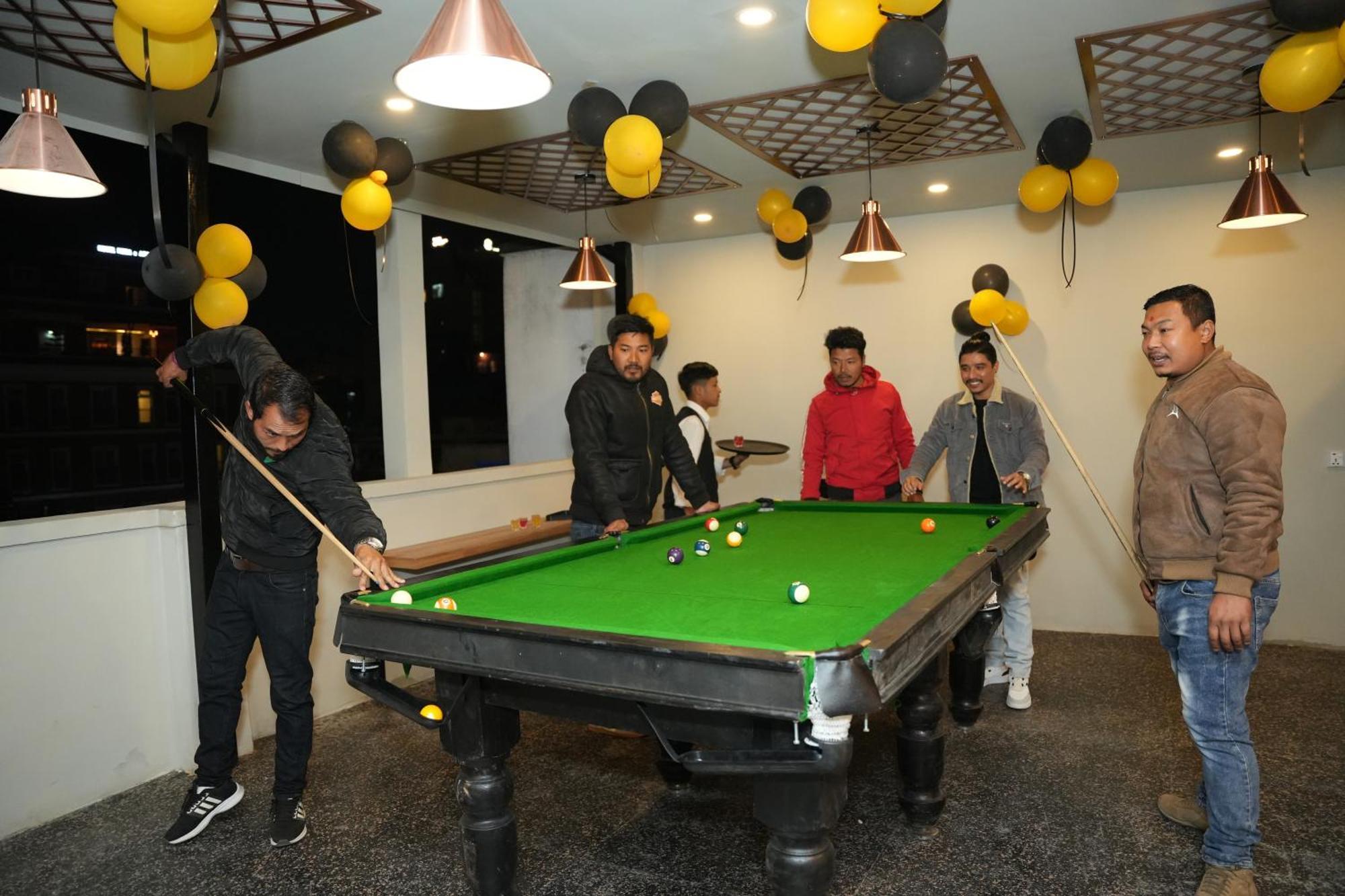 Royal Kings Hotel Kathmandu Ngoại thất bức ảnh
