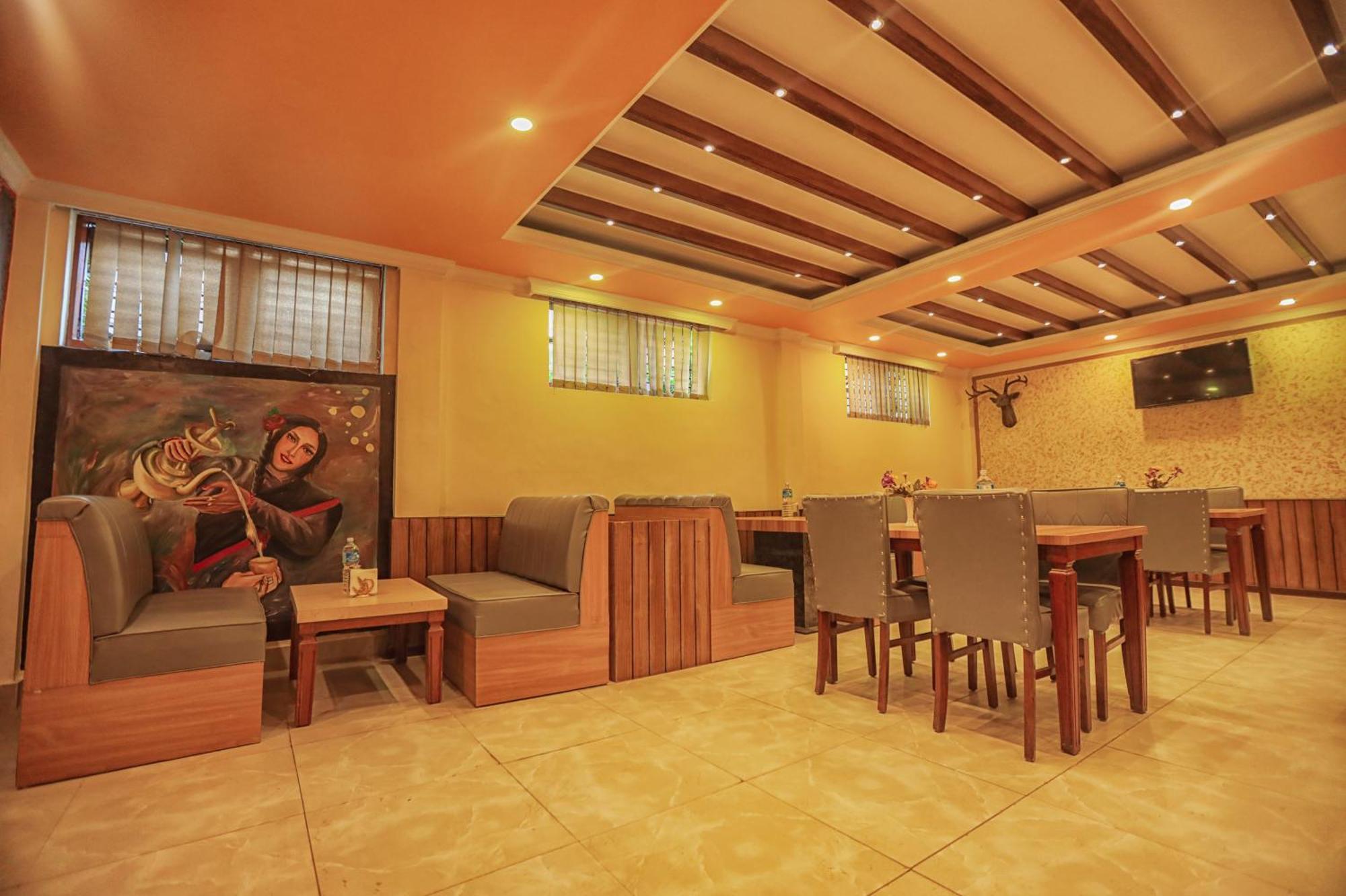 Royal Kings Hotel Kathmandu Ngoại thất bức ảnh
